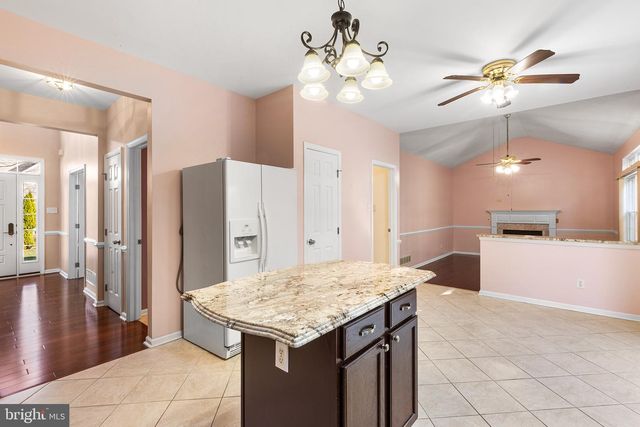 6 SUNSET HOLLOW RD, West Chester, PA 19380