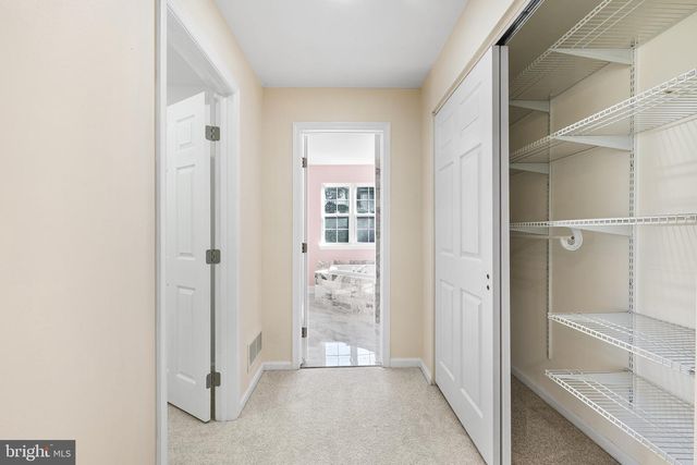 6 SUNSET HOLLOW RD, West Chester, PA 19380