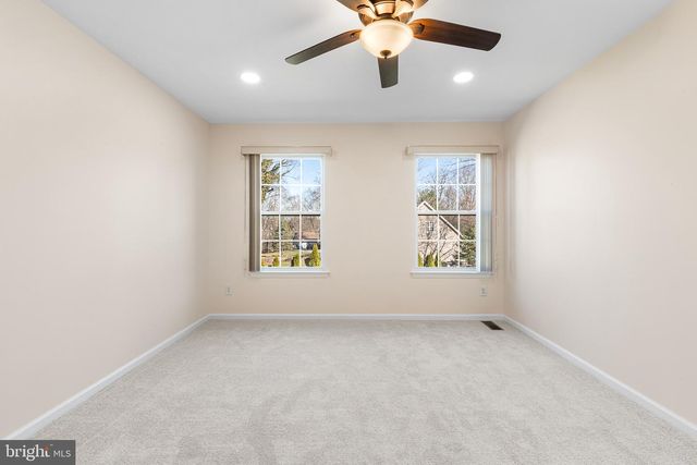 6 SUNSET HOLLOW RD, West Chester, PA 19380