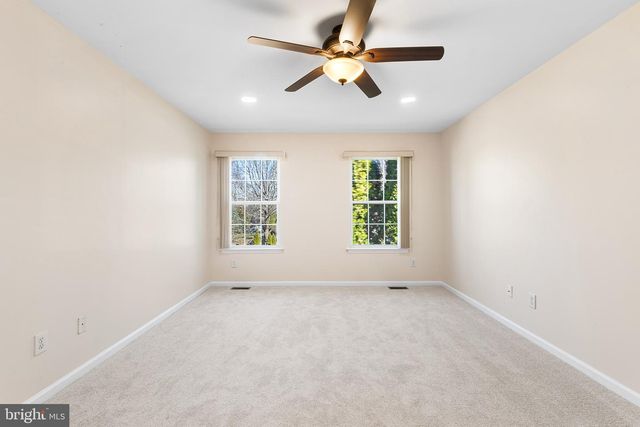 6 SUNSET HOLLOW RD, West Chester, PA 19380