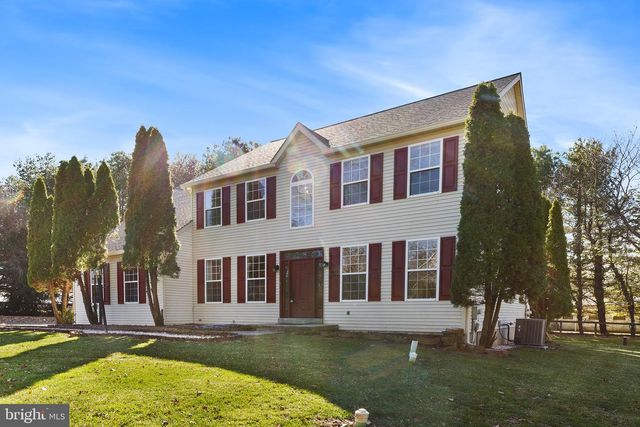 6 SUNSET HOLLOW RD, West Chester, PA 19380