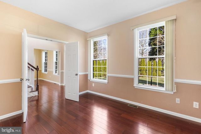 6 SUNSET HOLLOW RD, West Chester, PA 19380