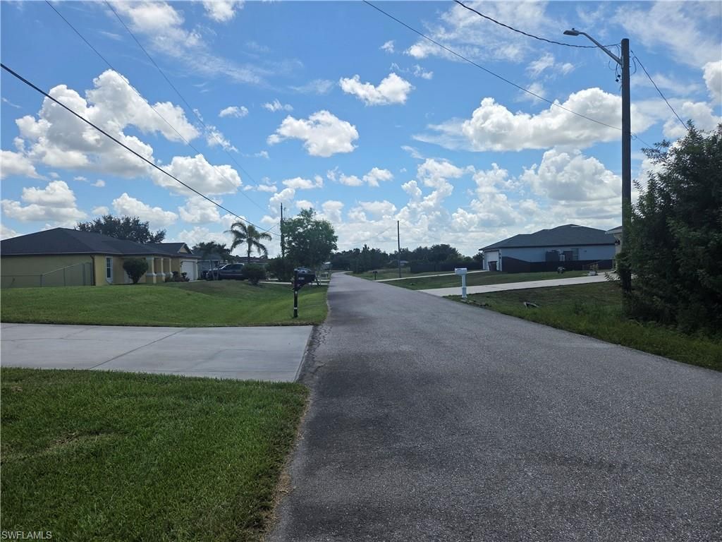 2011 Xelda AVE N, LEHIGH ACRES, FL 33971 — photo 3