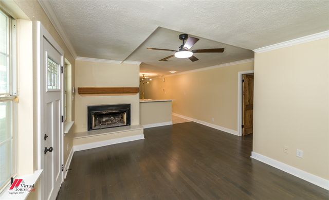 1604 Top Bluff Lane, Shreveport, LA 71109