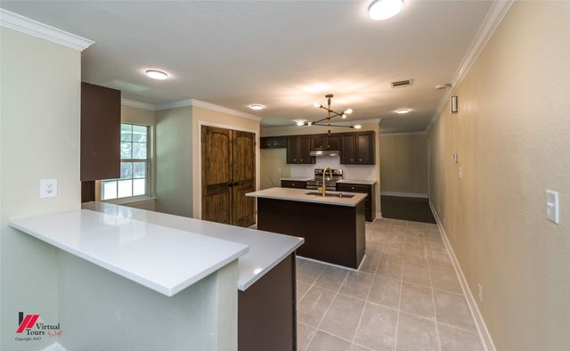 1604 Top Bluff Lane, Shreveport, LA 71109