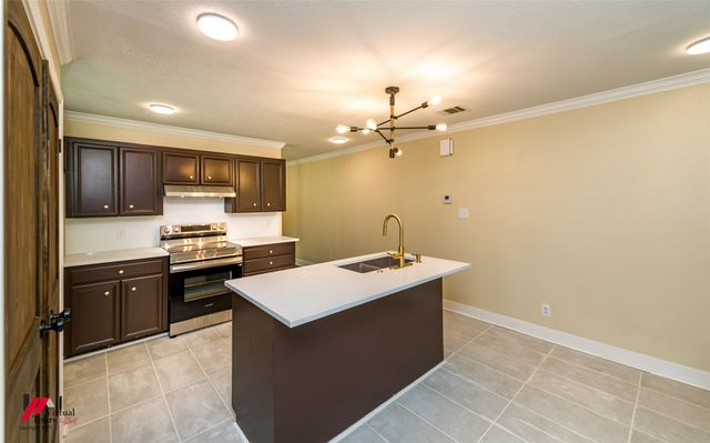 1604 Top Bluff Lane, Shreveport, LA 71109