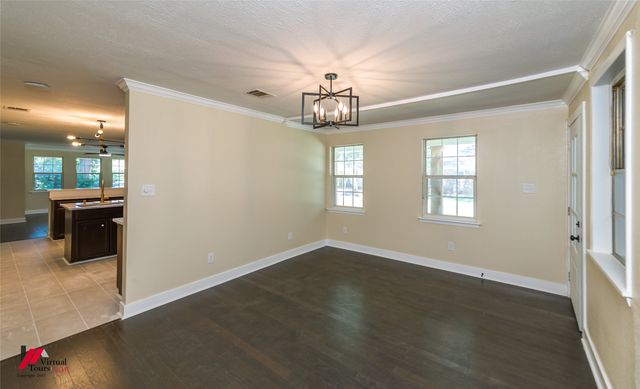 1604 Top Bluff Lane, Shreveport, LA 71109