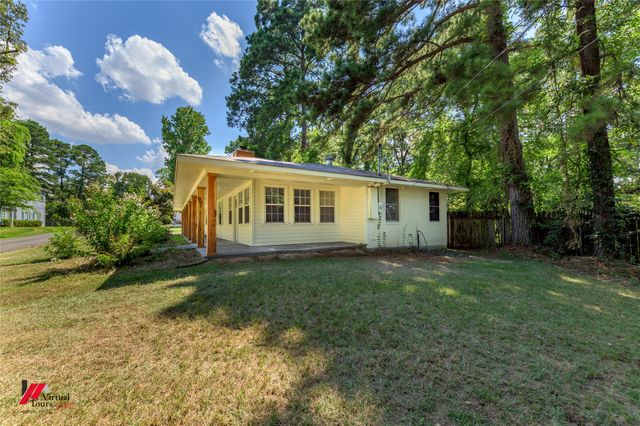 1604 Top Bluff Lane, Shreveport, LA 71109