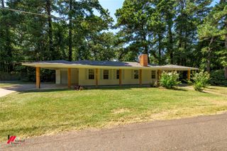 1604 Top Bluff Lane, Shreveport, LA 71109