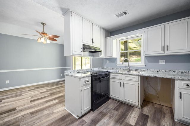 108 Lee Road 0810, Phenix City, AL 36870