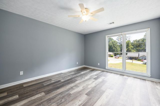 108 Lee Road 0810, Phenix City, AL 36870