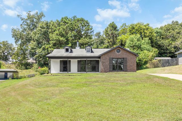108 Lee Road 0810, Phenix City, AL 36870
