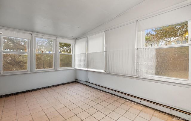 902 Old Medford Avenue, Medford, NY 11763