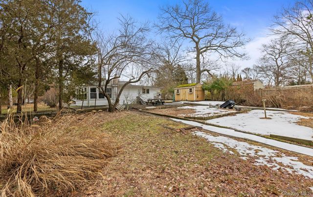 902 Old Medford Avenue, Medford, NY 11763