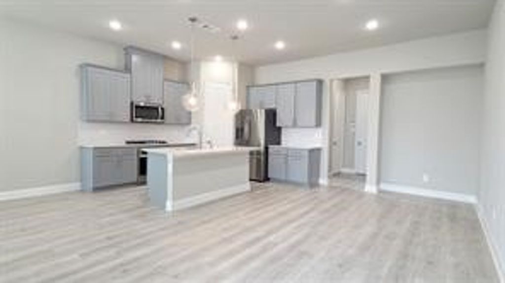 1893 Melinda Lane, Farmers Branch, TX 75234
