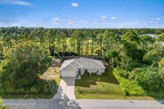 610 Wildmer Road SW, Palm Bay, FL 32908
