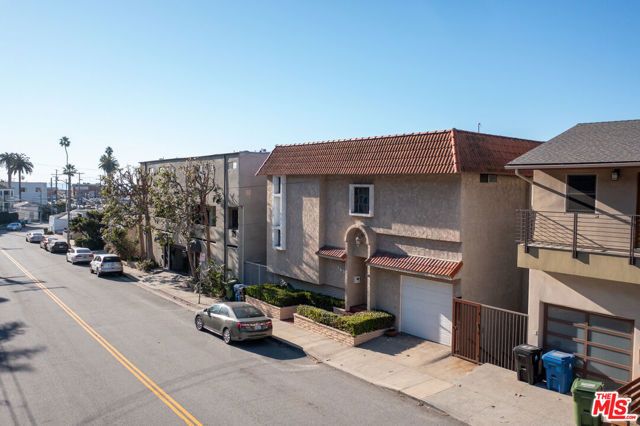 363 Pershing Drive, Los Angeles, CA 90293
