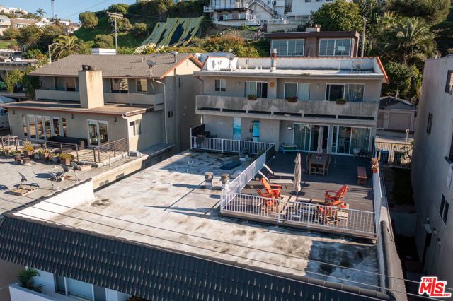 363 Pershing Drive, Los Angeles, CA 90293