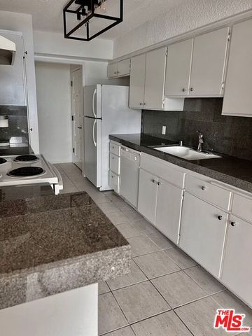 363 Pershing Drive, Los Angeles, CA 90293