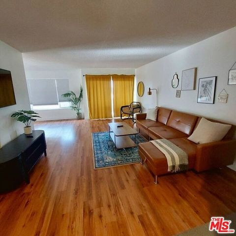 363 Pershing Drive, Los Angeles, CA 90293