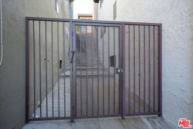 363 Pershing Drive, Los Angeles, CA 90293