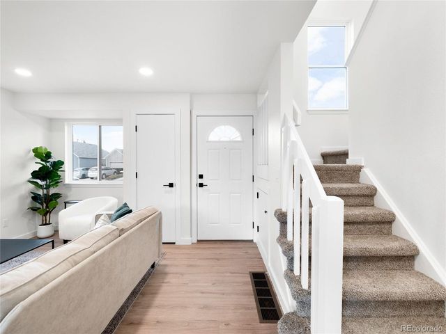 17474 E Chenango Dr, Aurora, CO 80015