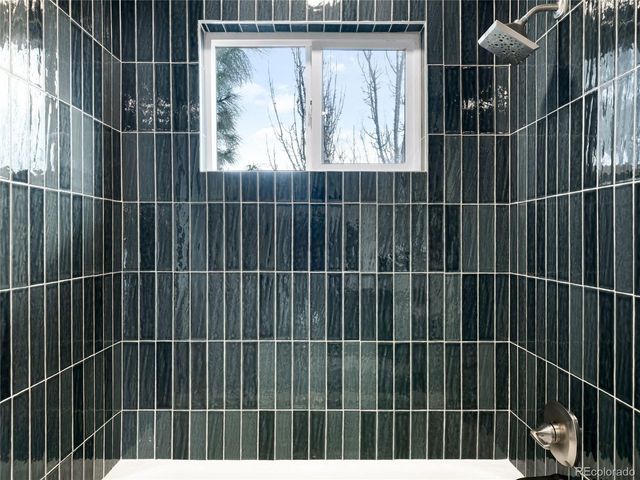 17474 E Chenango Dr, Aurora, CO 80015