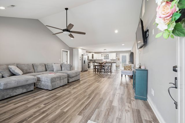 143 Patriot Trail, Berea, KY 40403