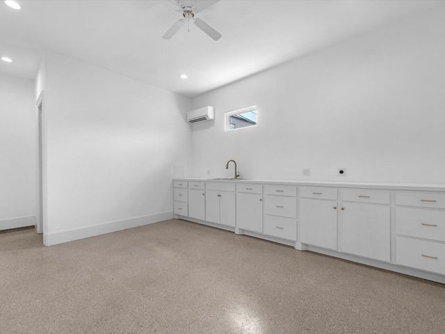 2329 Willowby Drive, Houston, TX 77008