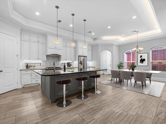 2329 Willowby Drive, Houston, TX 77008