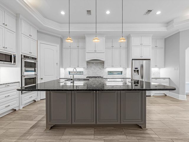 2329 Willowby Drive, Houston, TX 77008