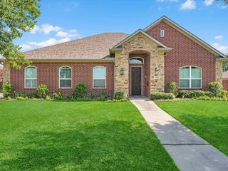 2329 Willowby Drive, Houston, TX 77008