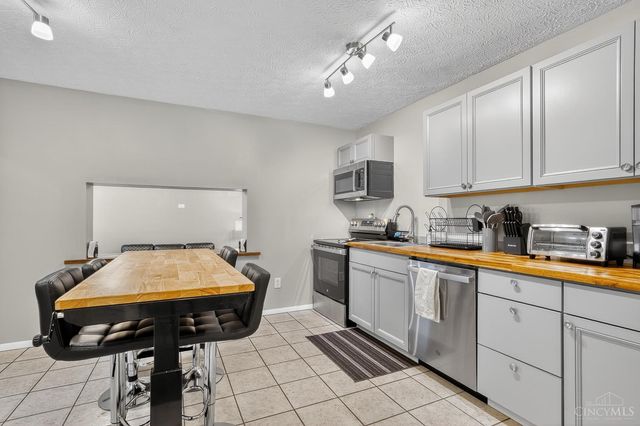 1321 First Ave, Middletown, OH 45044