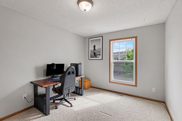 4920 149th Street N 3, Hugo, MN 55038