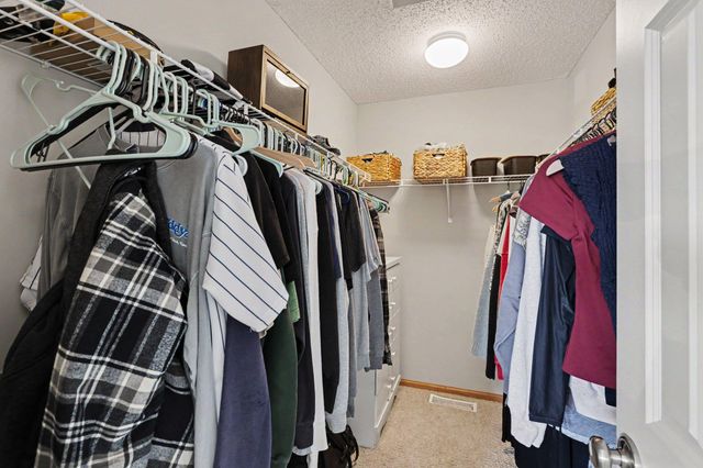 4920 149th Street N 3, Hugo, MN 55038