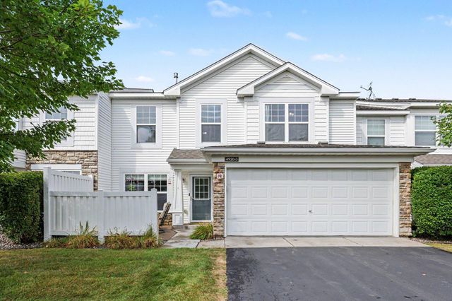 4920 149th Street N 3, Hugo, MN 55038
