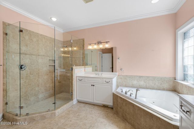 2104 Bay Colony Lane, Wilmington, NC 28405