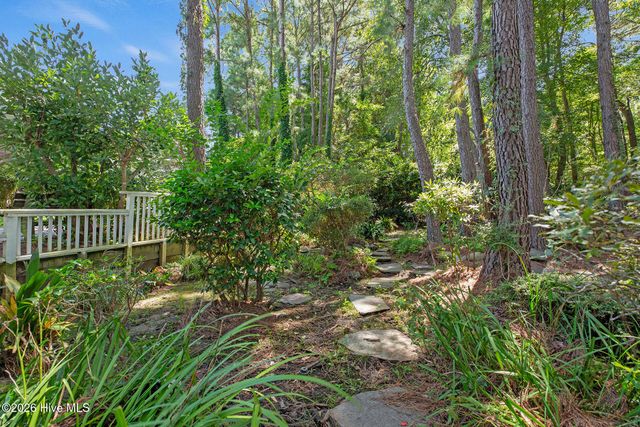 2104 Bay Colony Lane, Wilmington, NC 28405