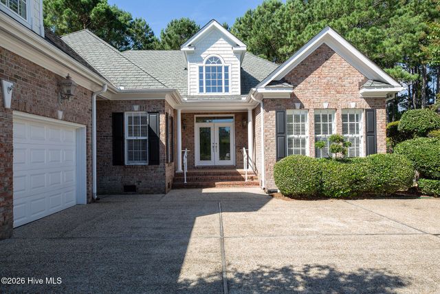 2104 Bay Colony Lane, Wilmington, NC 28405