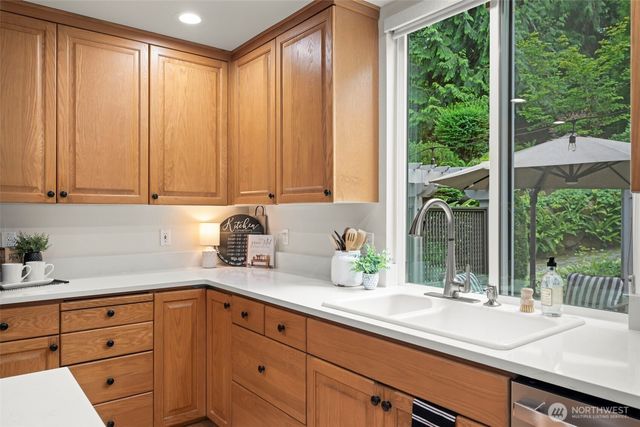 28551 NE 63rd Way, Carnation, WA 98014