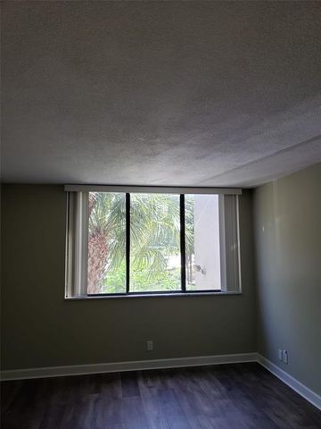 4222 Inverrary Boulevard 4109, Lauderhill, FL 33319