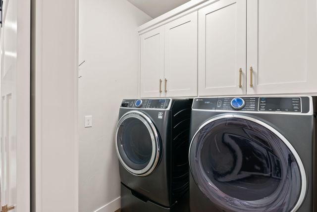 347 E Jefferson Avenue, Sisters, OR 97759