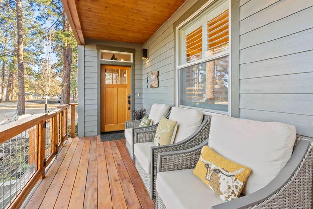 347 E Jefferson Avenue, Sisters, OR 97759