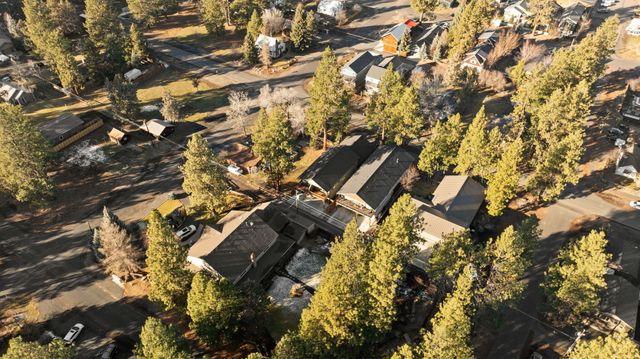 347 E Jefferson Avenue, Sisters, OR 97759