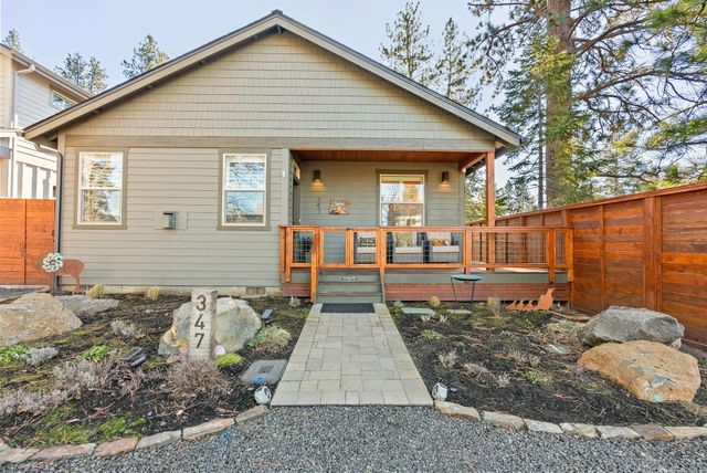 347 E Jefferson Avenue, Sisters, OR 97759