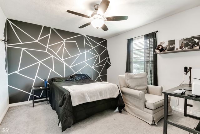 3201 Underwood Drive, Whiteland, IN 46184
