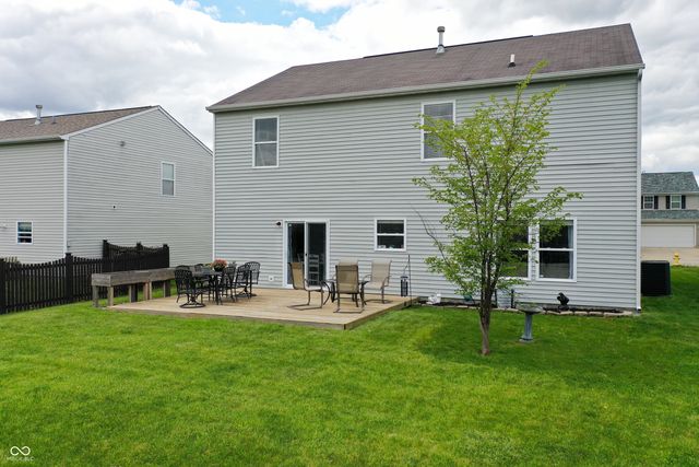 3201 Underwood Drive, Whiteland, IN 46184