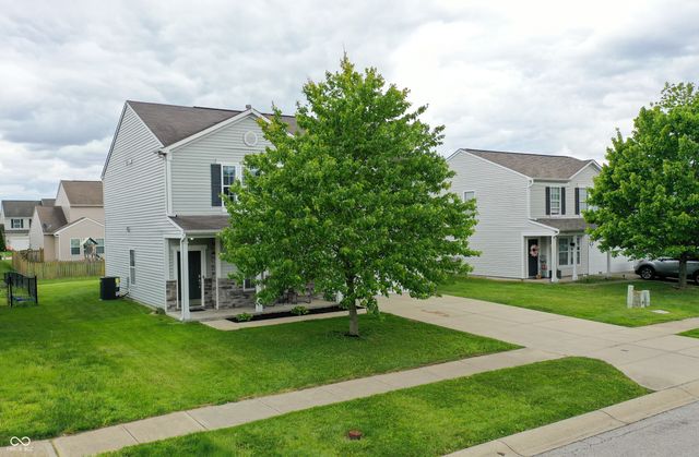 3201 Underwood Drive, Whiteland, IN 46184