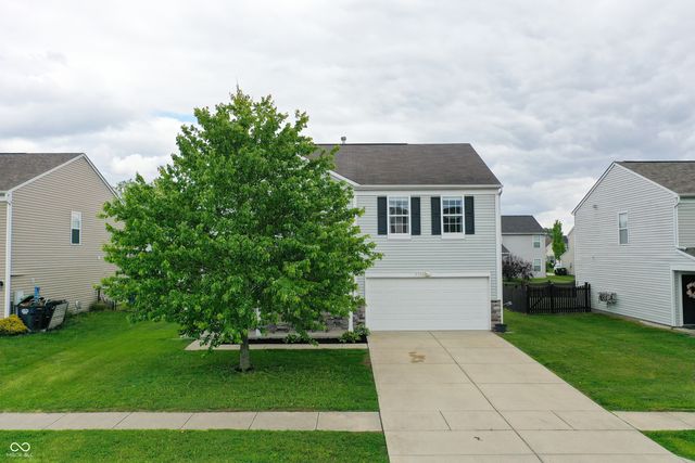 3201 Underwood Drive, Whiteland, IN 46184