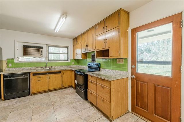 351 Colorado Avenue, Atlanta, GA 30354